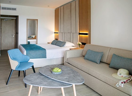 Asterias Beach - Wohnbeispiel Juniorsuite Swim-Up (Zimmercodierung JBQ)