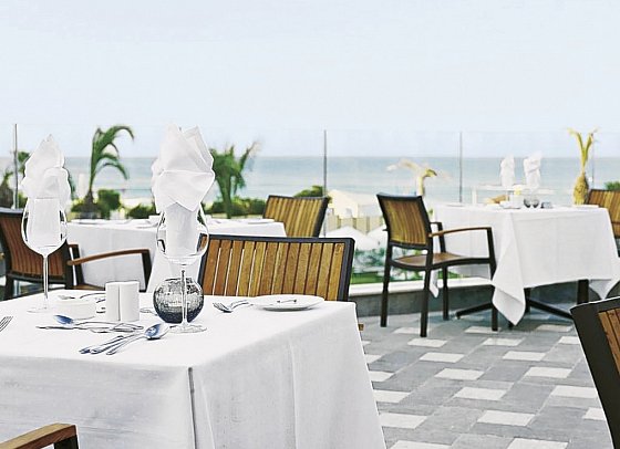 Sunrise Pearl Hotel & Spa