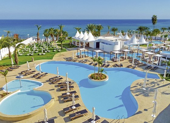 Sunrise Pearl Hotel & Spa