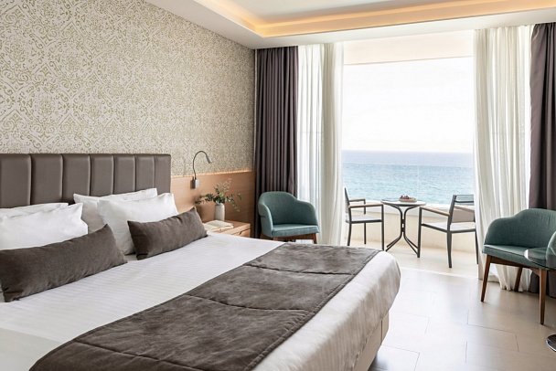 Royal Apollonia by Louis Hotels - Wohnbeispiel Doppelzimmer Superior Meerblick (Zimmercodierung DSM)