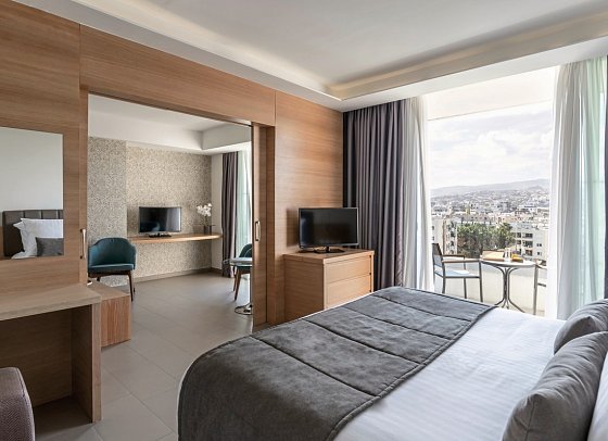 Royal Apollonia by Louis Hotels - Wohnbeispiel Juniorsuite (Zimmercodierung JB1)