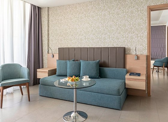 Royal Apollonia by Louis Hotels - Wohnbeispiel Suite Executive Meerblick (Zimmercodierung WTM)