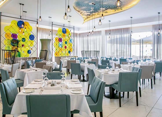 Vangelis Hotel & Suites