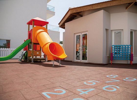 Vangelis Hotel & Suites