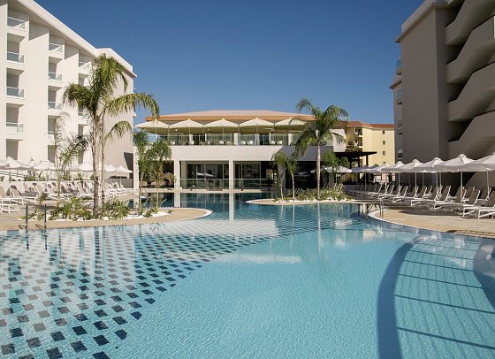 Vangelis Hotel & Suites