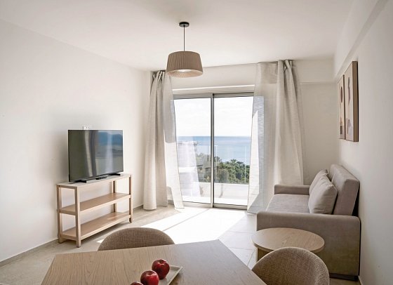 Cyprotel Florida Hotel - Wohnbeispiel Suite Meerblick (Zimmercodierungen WBM & WIM)