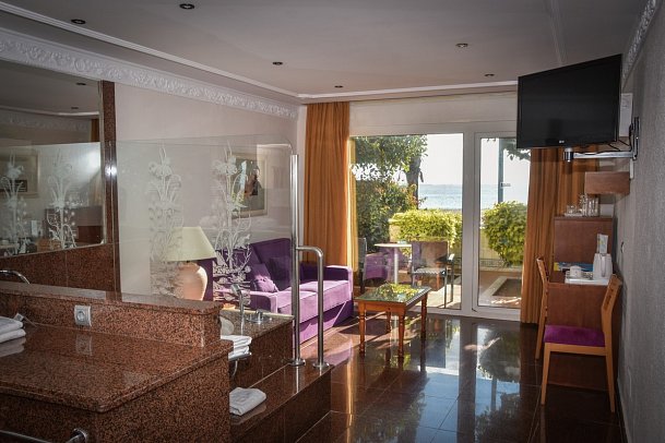 Playacapricho Hotel - Wohnbeispiel Suite Meerblick (Zimmercodierung WBM)