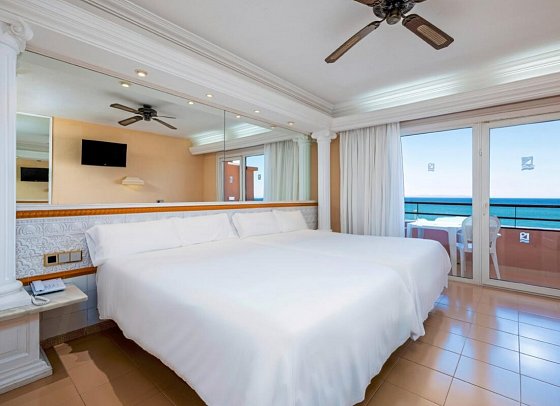 Playacapricho Hotel - Wohnbeispiel Doppelzimmer Meerblick (Zimmercodierung DBM)