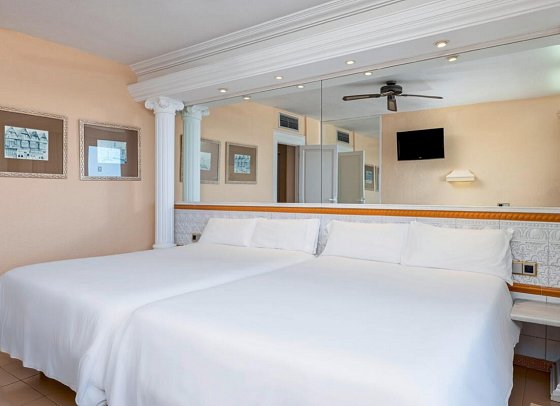 Playacapricho Hotel - Wohnbeispiel Doppelzimmer Meerblick (Zimmercodierung DBM)