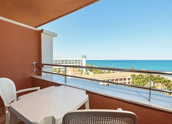 Playacapricho Hotel - Balkon-/Blickbeispiel Doppelzimmer Meerblick (Zimmercodierung DBM)