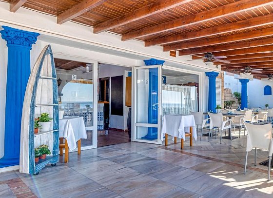 Playacapricho Hotel