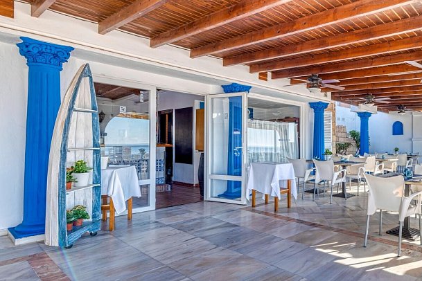 Playacapricho Hotel