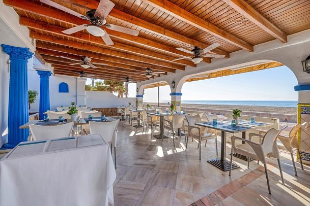 Playacapricho Hotel