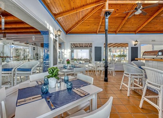 Playacapricho Hotel