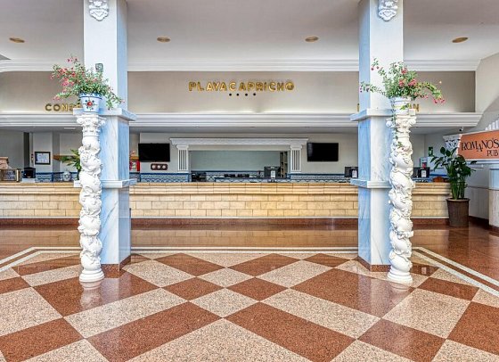 Playacapricho Hotel