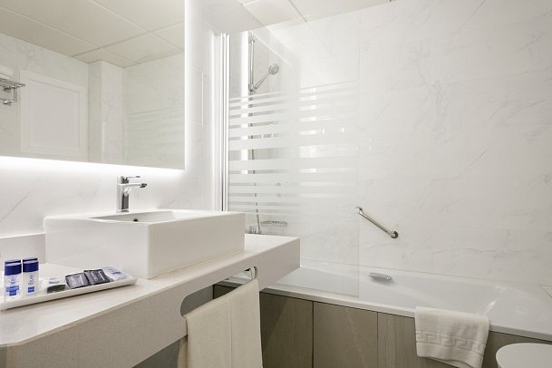 Best Sabinal - Badbeispiel Doppelzimmer Superior (Zimmercodierung DS1)