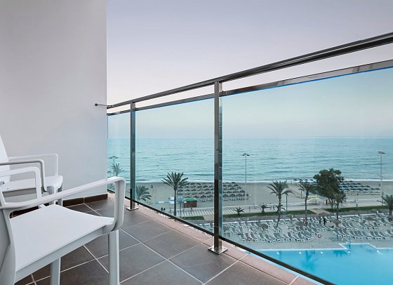 Best Sabinal - Balkon-/Blickbeispiel Doppelzimmer Superior seitl. Meerblick (Zimmercodierung DSN)
