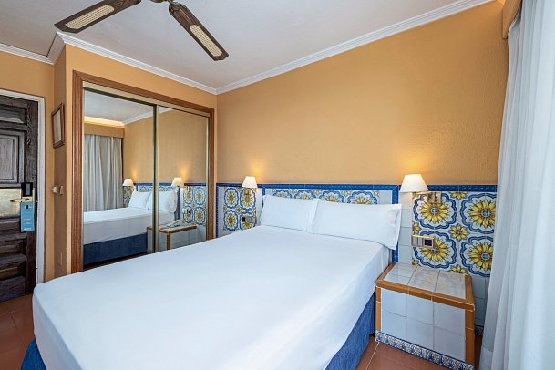 Playadulce Hotel - Wohnbeispiel Einzelzimmer (Zimmercodierung EB1)