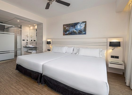 Playadulce Hotel - Wohnbeispiel Doppelzimmer Superior Meerblick (Zimmercodierung DSM)