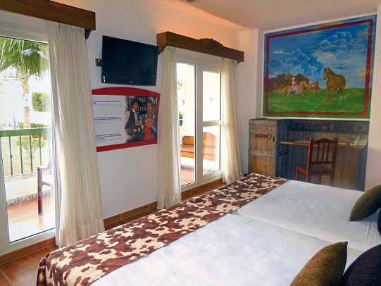 Playadulce Hotel - Wohnbeispiel Familienzimmer Thematisch (Zimmercodierung FB1)