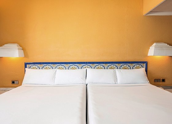 Playadulce Hotel - Wohnbeispiel Doppelzimmer Standard (Zimmercodierungen DG1, DG2 & DBN)