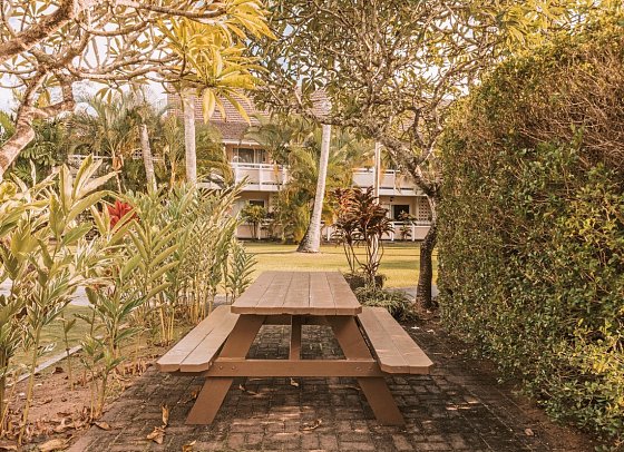 Plantation Hale Suites