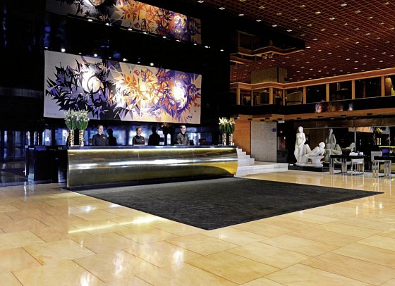 Altis Grand Hotel - Lobby/Rezeption