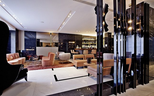 Altis Avenida - Rezeption Bar