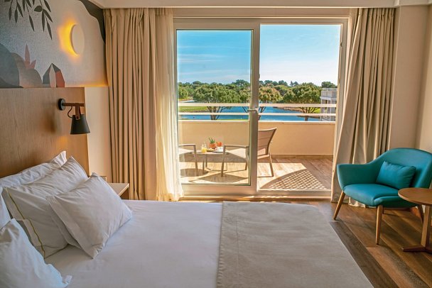 Onyria Quinta Da Marinha Hotel & Villas - Wohnbeispiel Doppelzimmer (Zimmercodierung DB1)