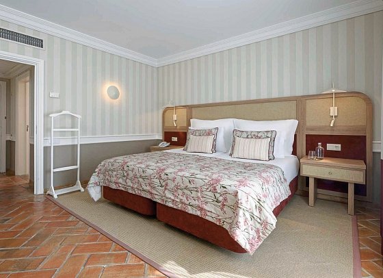 M'ar de Ar Muralhas - Wohnbeispiel Doppelzimmer Superior Classic Terrasse (Zimmercodierung DS2)
