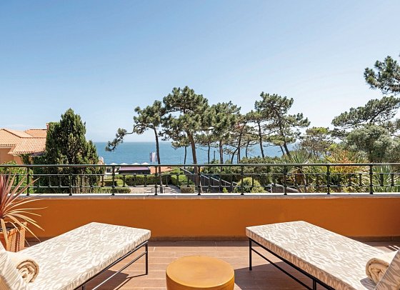 Longevity Senses Cascais Boutique Hotel & Clinic - Beispiel Terrasse Suite (Zimmercodierung WB1)