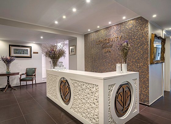 Longevity Senses Cascais Boutique Hotel & Clinic