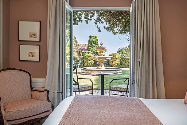Longevity Senses Cascais Boutique Hotel & Clinic - Wohnbeispiel Doppelzimmer Deluxe (Zimmercodierungen DD1 & DDN)