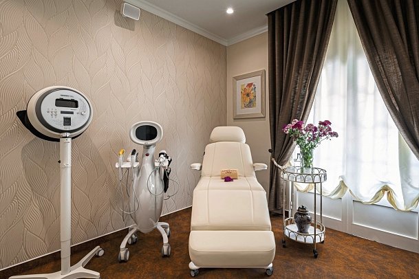 Longevity Senses Cascais Boutique Hotel & Clinic