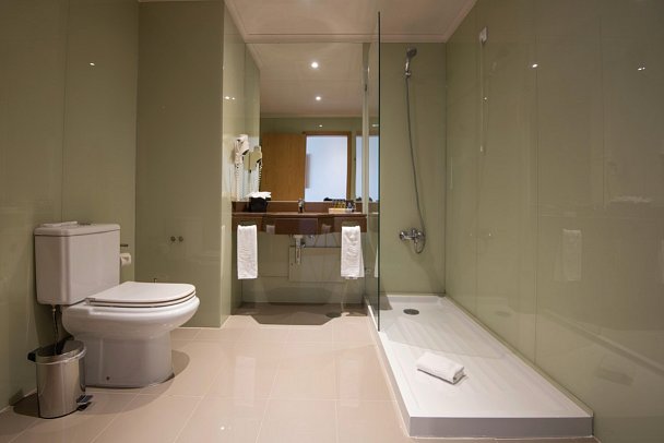 Vila Galé Estoril - Beispiel Bad (Zimmercodierungen DB1 & D1M)