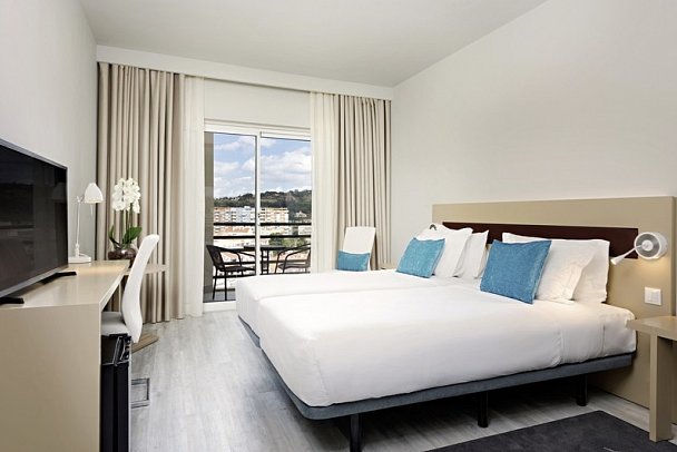 TRYP by Wyndham Lisboa Caparica Mar - Wohnbeispiel Doppelzimmer Landblick (Zimmercodierungen DBL & EBL)