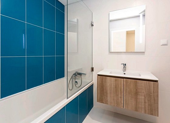 You and the sea - Beispiel Bad Appartement (Zimmercodierung AB1)