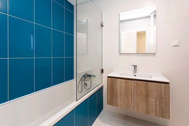 You and the sea - Beispiel Bad Appartement (Zimmercodierung AB1)
