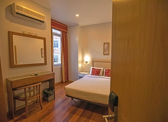 Grande Pensão Alcobia - Wohnbeispiel Doppelzimmer (Zimmercodierung DB1)
