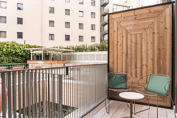 Luster Hotel - Wohnbeispiel Doppelzimmer mit Balkon (Zimmercodierung DB5)