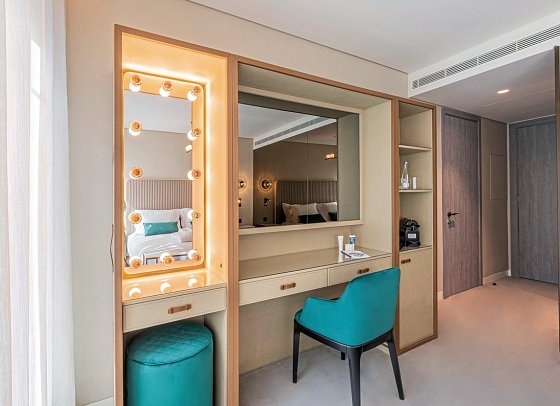 Luster Hotel - Wohnbeispiel Doppelzimmer Stadtblick (Zimmercodierung DB3)