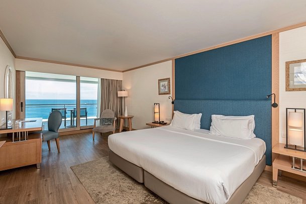 Sesimbra Oceanfront Hotel - Wohnbeispiel Doppelzimmer Premium Deluxe Meerblick (Zimmercodierung DMM)