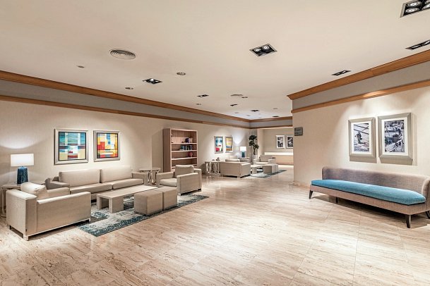 Sesimbra Oceanfront Hotel