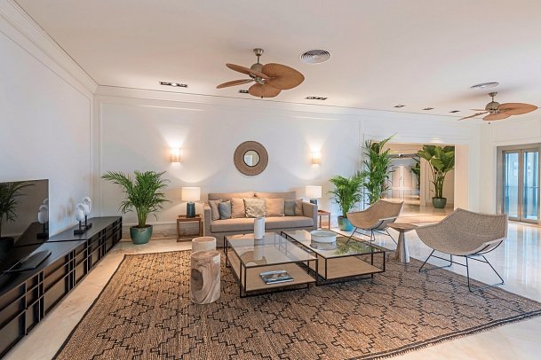 Sesimbra Oceanfront Hotel