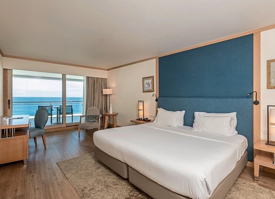 Sesimbra Oceanfront Hotel - Wohnbeispiel Doppelzimmer Premium Deluxe Meerblick (Zimmercodierung DMM)