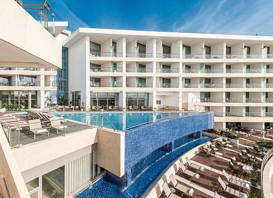 Sesimbra Oceanfront Hotel