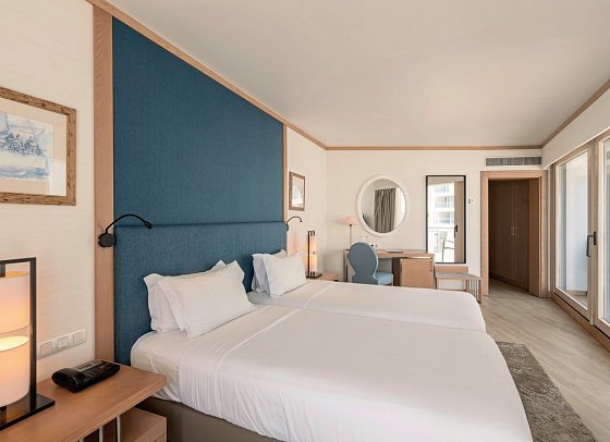 Sesimbra Oceanfront Hotel - Wohnbeispiel Doppelzimmer Meerblick (Zimmercodierung DBM)