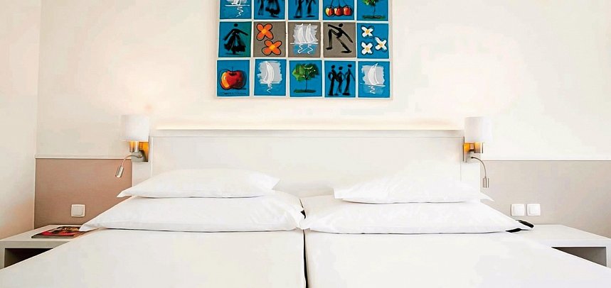 Pestana Cascais Ocean & Conference Aparthotel - Wohnbeispiel Doppelzimmer Deluxe (Zimmercodierungen DD1 & ED1)