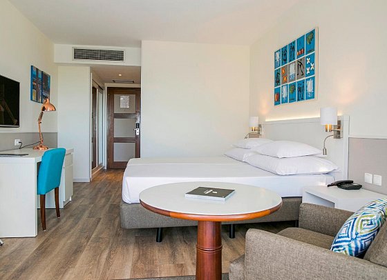 Pestana Cascais Ocean & Conference Aparthotel - Wohnbeispiel Doppelzimmer Deluxe (Zimmercodierungen DD1, DDM, ED1 & EDM)