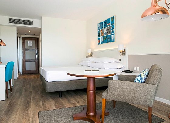 Pestana Cascais Ocean & Conference Aparthotel - Wohnbeispiel Doppelzimmer Deluxe (Zimmercodierungen DD1, DDM, ED1 & EDM)